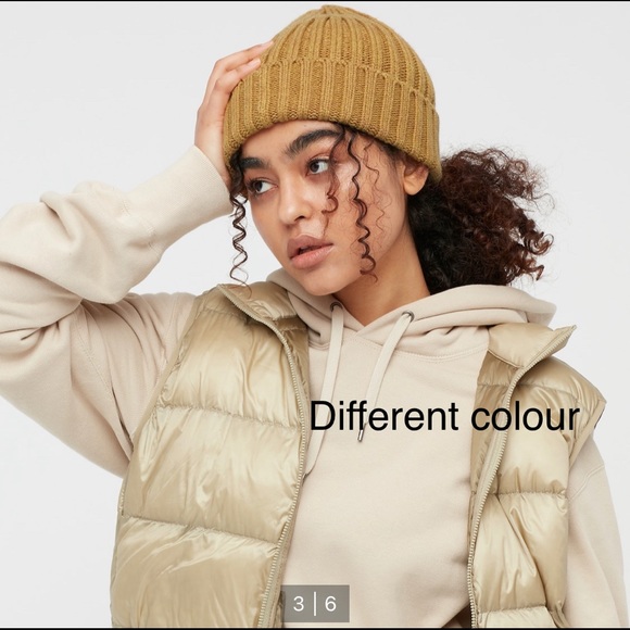 Uniqlo Heattech black ribbed beanie winter hat - Picture 7 of 9